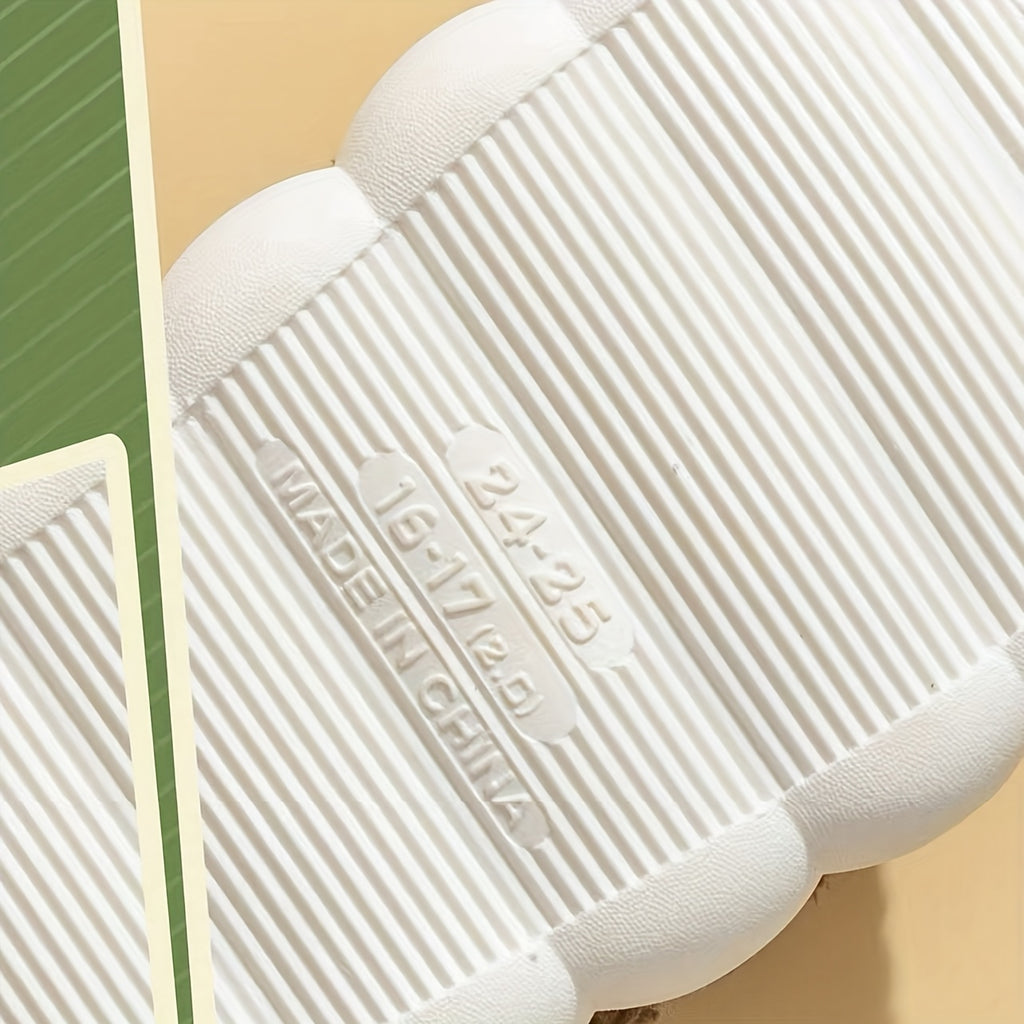 Cozy Bee-Themed Plush Winter Slippers for Women – Soft, Warm Indoor Shoes with Cute Animal Design, Ideal for Bedroom and Outdoor Use, Valentine's Day Gifts