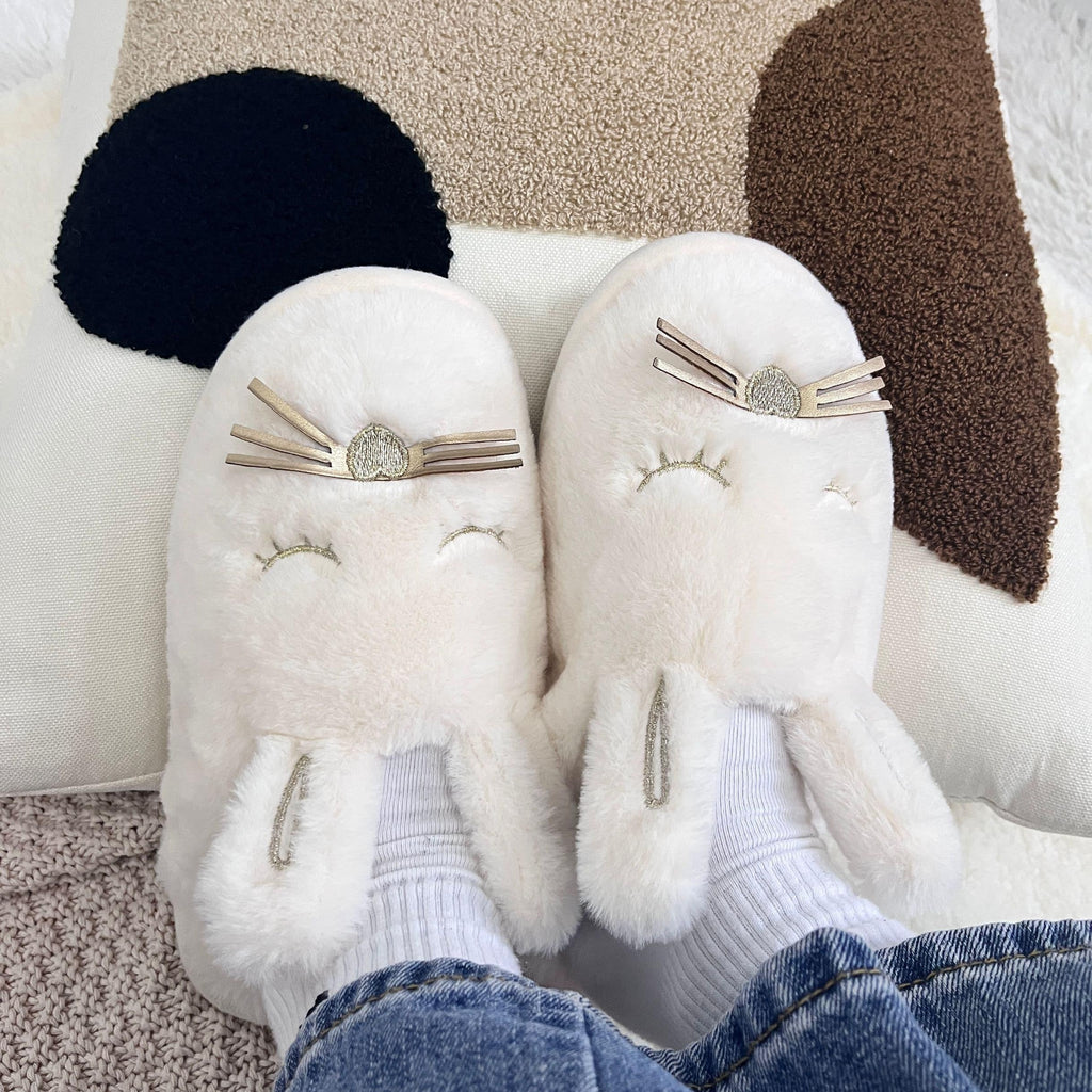 Spring Festival Cute Rabbit Animal Shape Winter Warm Slippers Indoor and Outdoor Shoes Creative Gift Suitable for Bedroom and Outdoor Use