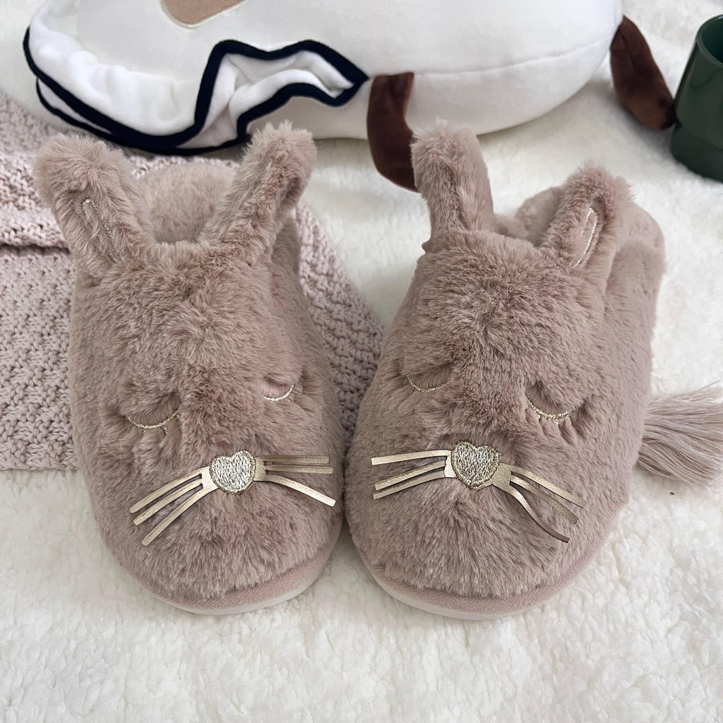 Spring Festival Cute Rabbit Animal Shape Winter Warm Slippers Indoor and Outdoor Shoes Creative Gift Suitable for Bedroom and Outdoor Use