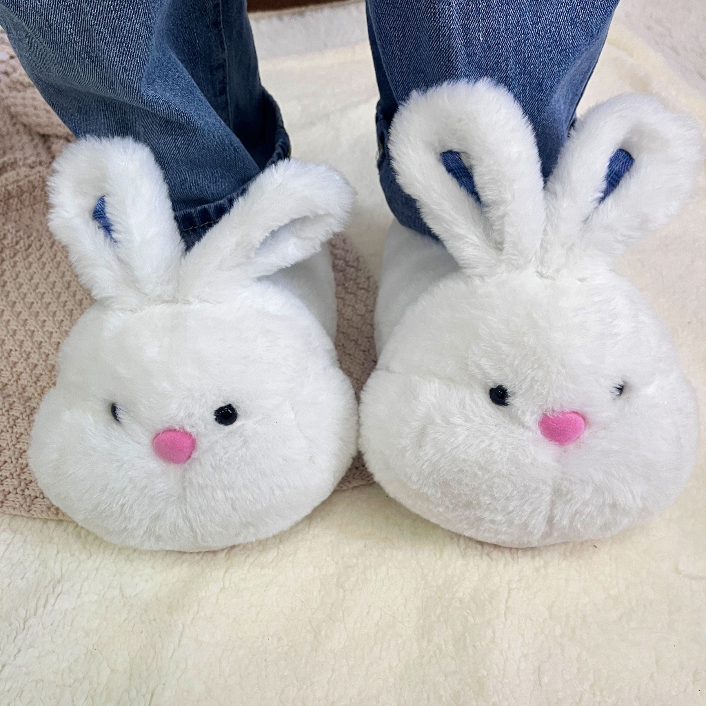 Cozy White Bunny Slippers - Cute Animal Design with Floppy Ears & Pink Nose, Warm Indoor\u002FOutdoor Shoes, Perfect for Bedroom or Gift, Machine Washable, Valentine's Day Gifts