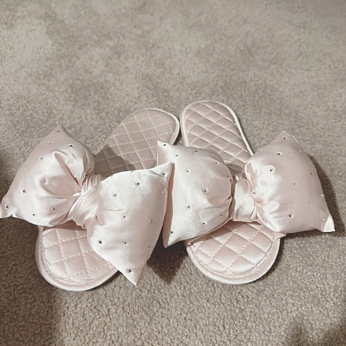 Elegant Pink Satin Women's Slippers with Bow Tie – Quilted Design, Soft Fabric, Indoor & Outdoor Use, Perfect for Bedroom or Gift, Bedroom Slippers