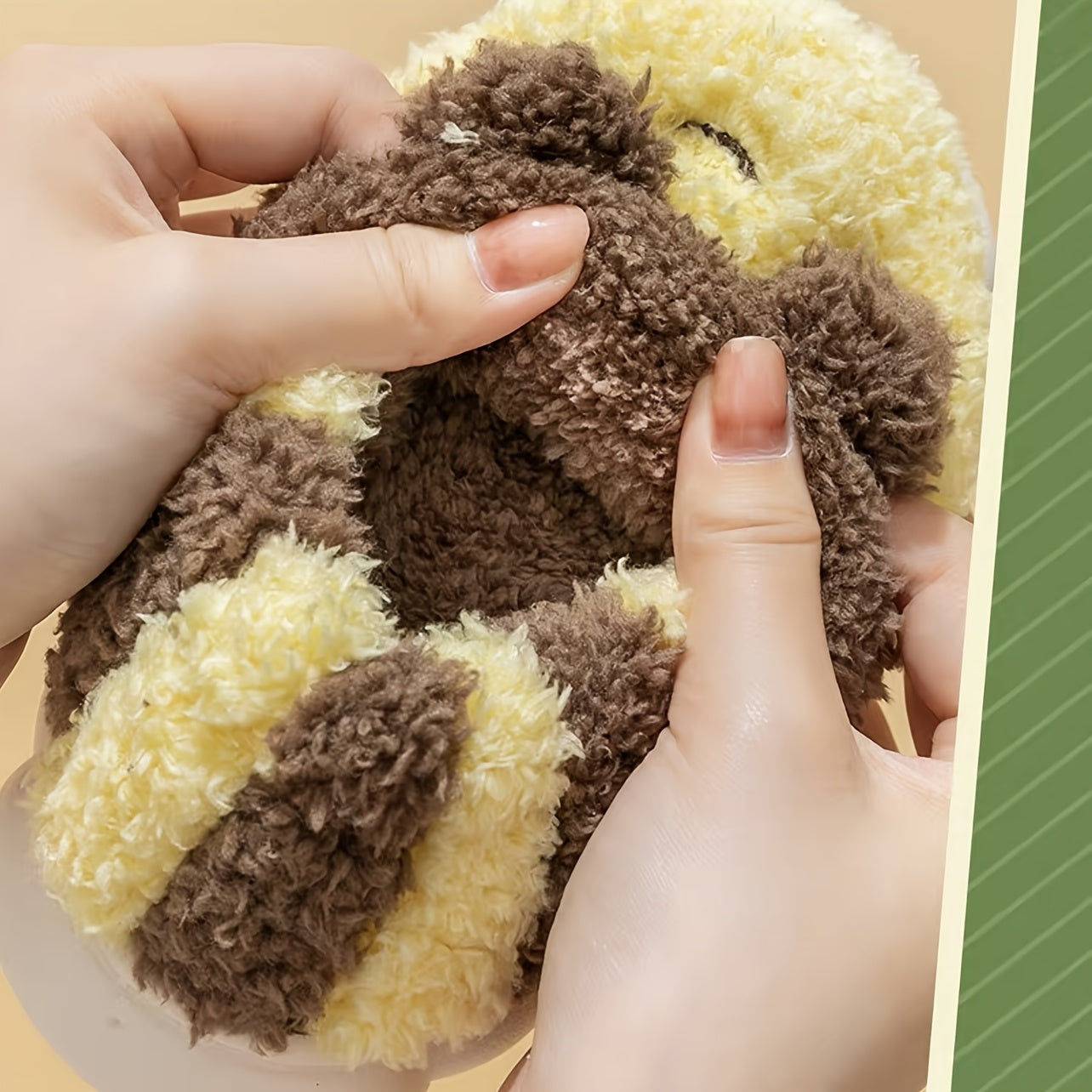 Cozy Bee-Themed Plush Winter Slippers for Women – Soft, Warm Indoor Shoes with Cute Animal Design, Ideal for Bedroom and Outdoor Use, Valentine's Day Gifts