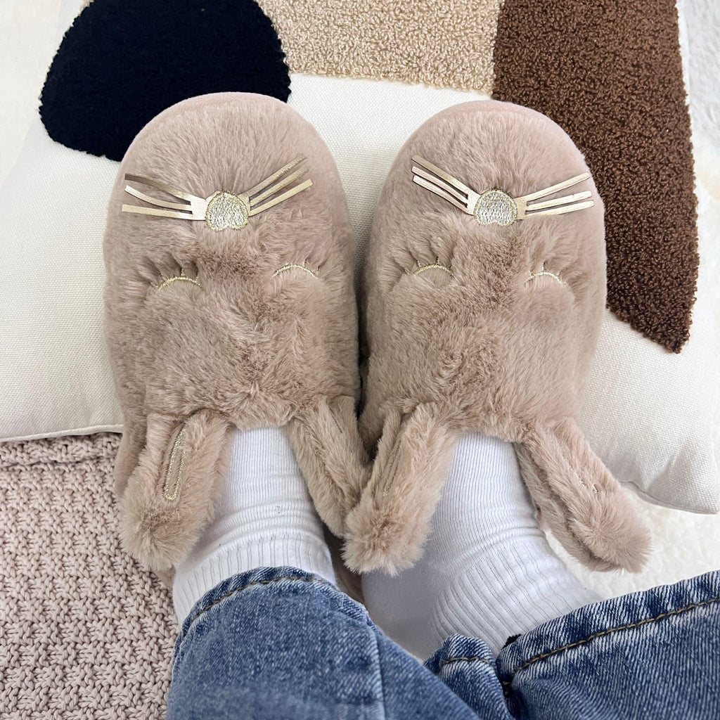 Spring Festival Cute Rabbit Animal Shape Winter Warm Slippers Indoor and Outdoor Shoes Creative Gift Suitable for Bedroom and Outdoor Use